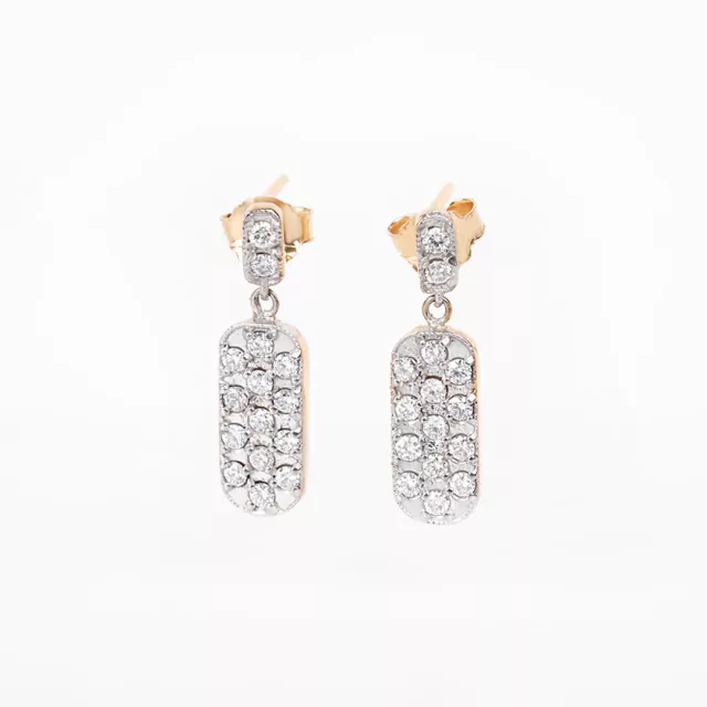 Aros colgantes con brillantes