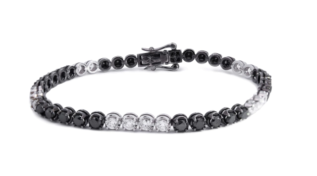 Pulsera con diamantes negros y blancos